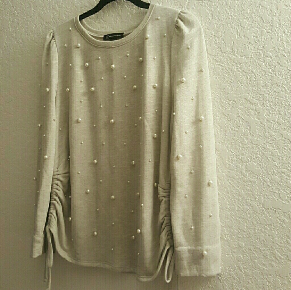 INC Sweater with pearls NEW without tags